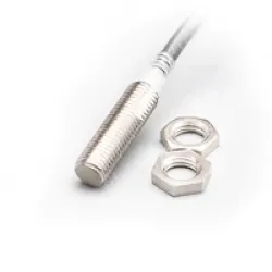 M8 Shield Inductive proximity switch E2E-X1R5Y1-Z 2M