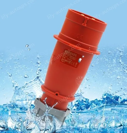 4 pole 32A Surface mounted socket TYP1425